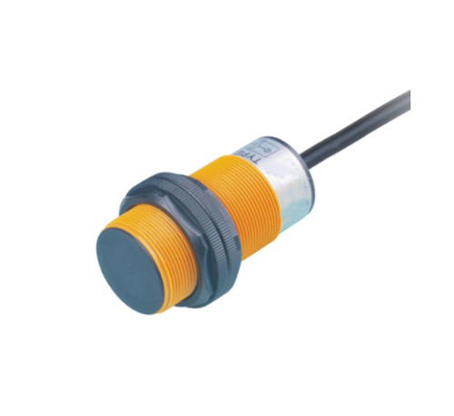 LM38 Inductive proximity switch