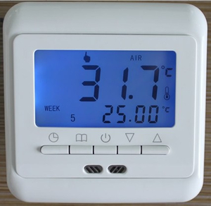 Soligth DT40 - Thermostat mit Steckdose 230V/16A