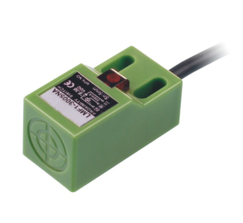 LMF1 Inductive proximity sensor