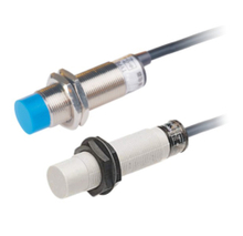 LM18 AC-DC Universal approach switch