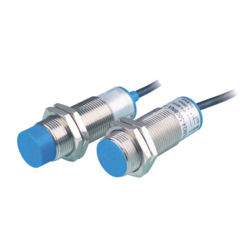 LM24 AC-DC Universal approach switch