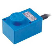 LMF12 Inductive proximity sensor